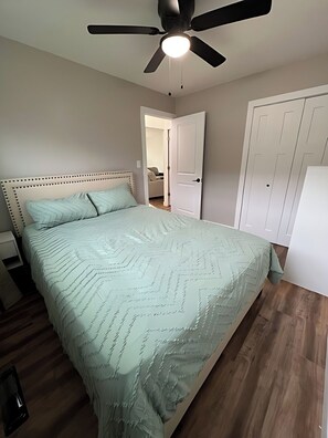 2 bedrooms, WiFi, bed sheets