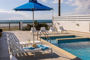 Pool - Faros Seaside Villa Larnaca (Pervolia)