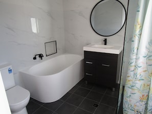 Shower, towels
