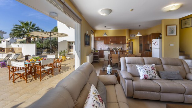 Unclassified image, 1 of 26, button - Larnaca Villa Anthea 12 Pervolia (Pervolia)
