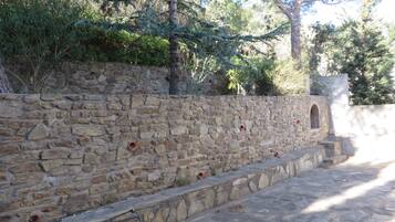 Enceinte de lâhĂ©bergement