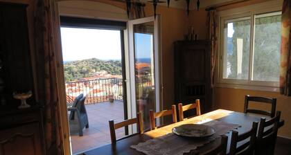 Villa Type MAS Catalan SUR LES Hauteurs DE Port-vendres VUE SUR MER ET Port