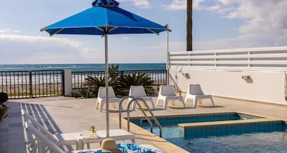 Faros Seaside Villa Larnaca