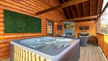 Signature Cabin, Multiple Bedrooms, Hot Tub, River View | Private spa tub