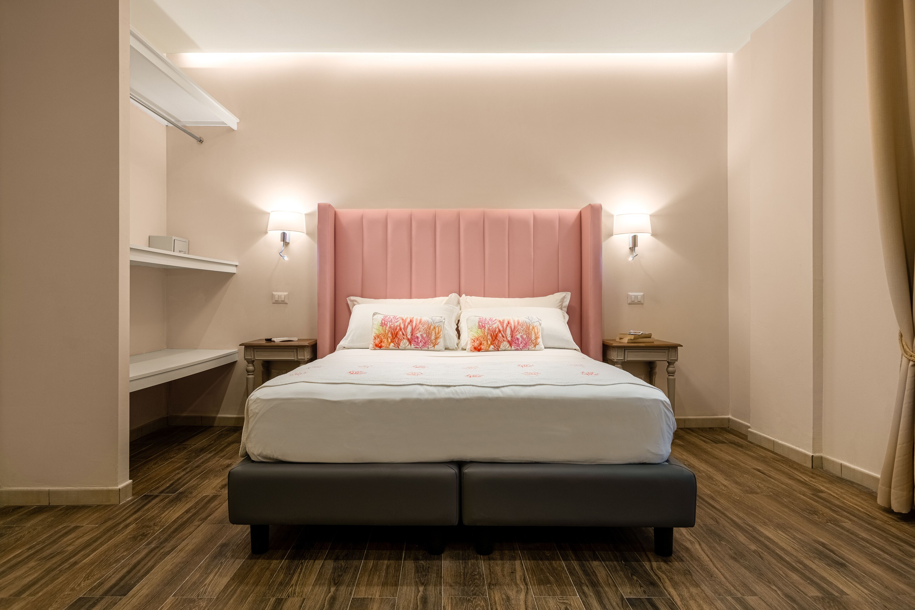 Superior-Zimmer | Zimmersafe, Bügeleisen/Bügelbrett, kostenloses WLAN