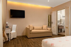 Superior Room | In-room safe, iron/ironing board, free WiFi - Onda Suite (Cagliari)
