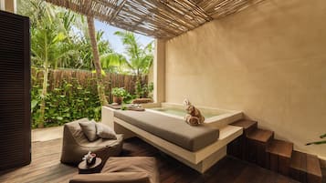 Private pool