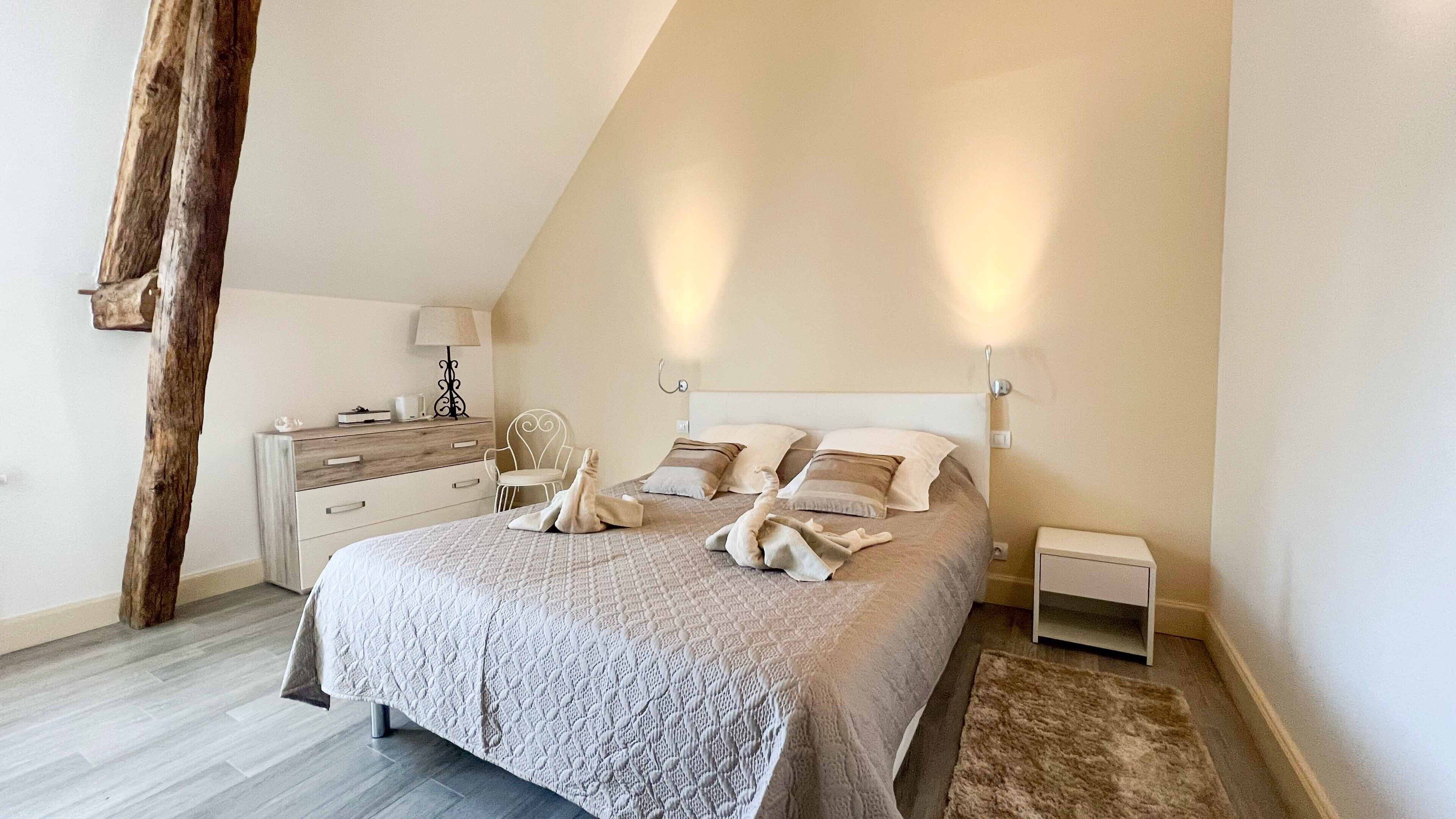 7 slaapkamers, een strijkplank/strijkijzer, reisbedje, gratis wifi