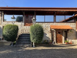 Fachada de la propiedad