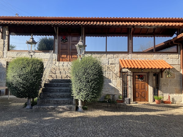 Majoituspaikan julkisivu