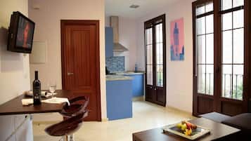 Apartment | Living area | TV
