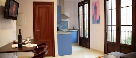 Apartment | Living area | TV