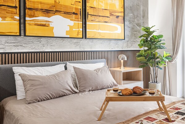 1 habitación, escritorio, tabla de planchar con plancha y wifi gratis