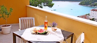 Villa Nostra Vita / Apartment with Sea view 1