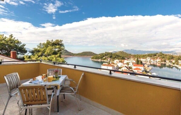 Outdoor dining - Villa Nostra Vita / Apartment with Sea view 8 (Blace)