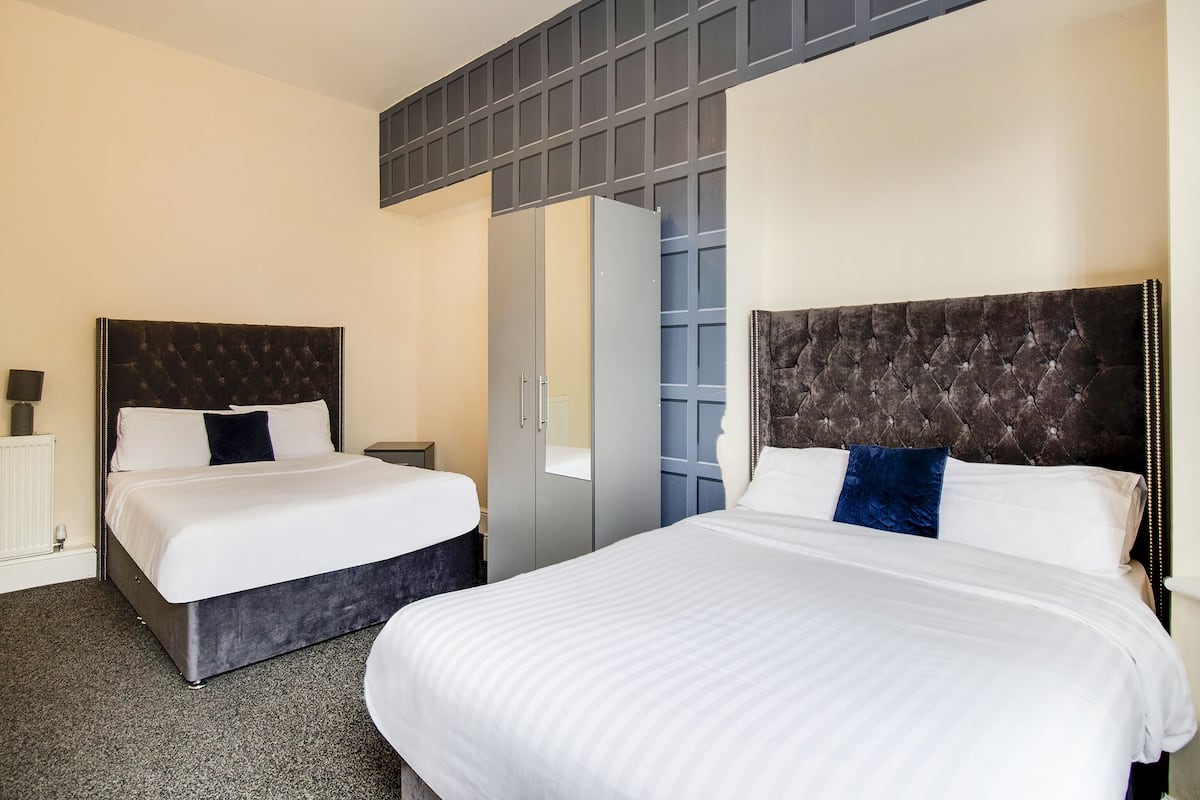Standard Triple Room, Shared Bathroom