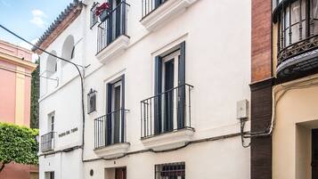 Fachada de la propiedad