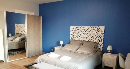 2 piÚces 62 m2, superbe vue, spacieux, lumineux, chargé d'histoire