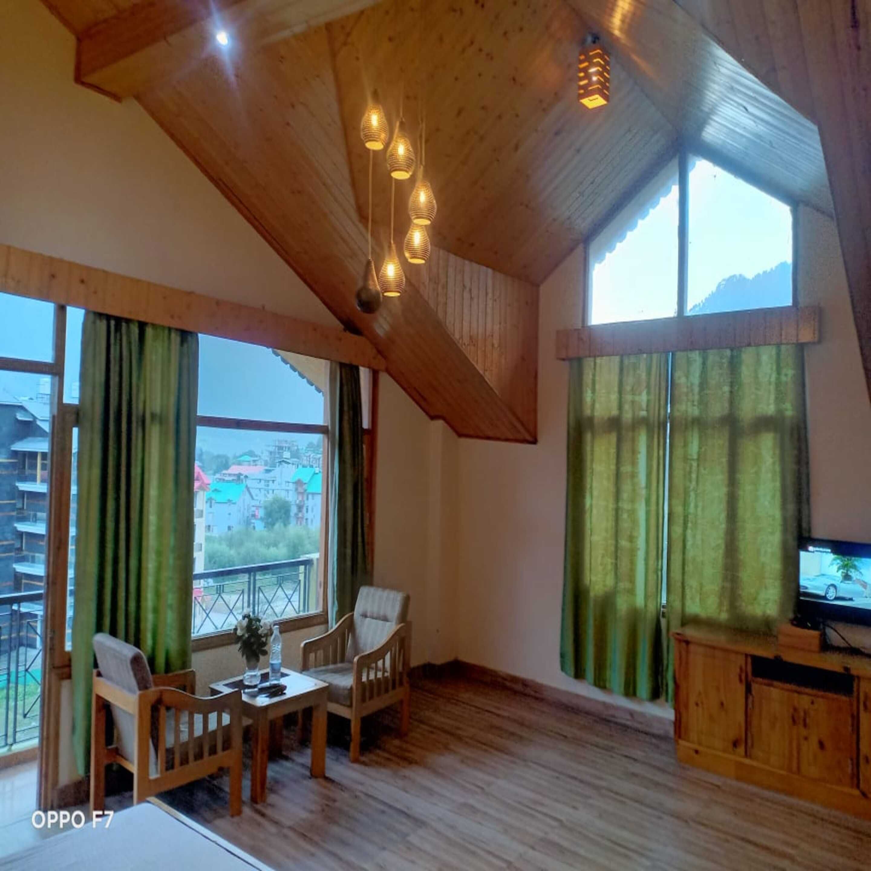 Kamar Deluks | Wi-Fi gratis