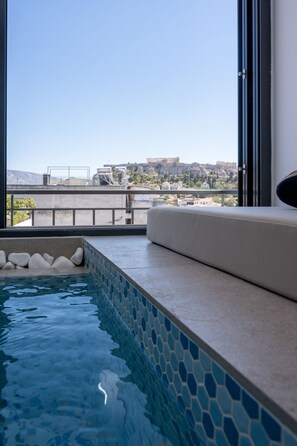 Panoramic Suite | Jetted bathtub - Heart of Athens Apartments (Athens)