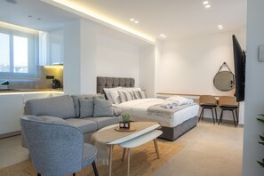 Luxury Suite | Living area - Heart of Athens Apartments (Athens)