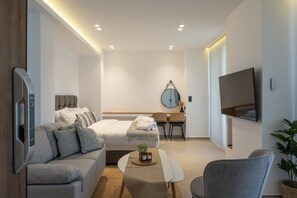 Luxury Suite | Living area - Heart of Athens Apartments (Athens)