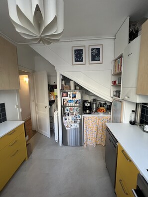 Private kitchen - Maison Parisienne Avec Jardin à Deux pas du Père Lachaise (Paris)