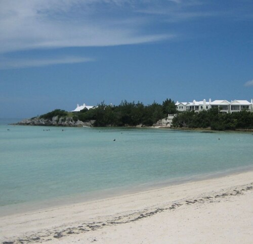 Exquisite 1-bedroom Apartment is centrally located in Devonshire Parish.........