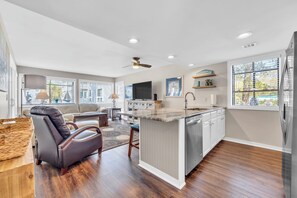 Interior - Arcadian Dunes Shore Drive 2/2 (Myrtle Beach)