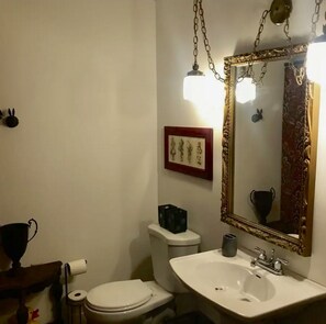 風筒、提供毛巾、番梘、洗頭水