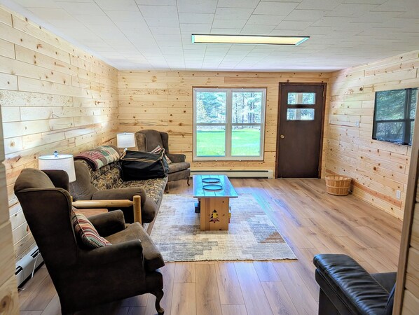 Smart TV, fireplace, table football, ping pong