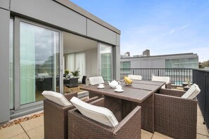 行政公寓, 2 間臥室, 2 間浴室 | 露台/庭院