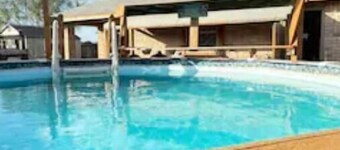 Entire 4BR 2 BA Home with Pool Near Space X , LNG & SPI