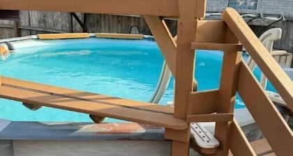 Entire 4BR 2 BA Home with Pool Near Space X , LNG & SPI