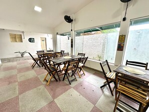 Free daily buffet breakfast  - Pousada Manaíra (João Pessoa)