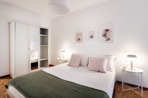 Basic Apartment | 2 bedrooms, down duvets, iron/ironing board, free WiFi