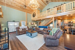 TV connectée, cheminée, baby-foot