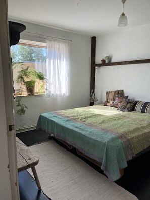 2 bedrooms, desk, free WiFi, bed sheets - The Old Soap House (Thisted)