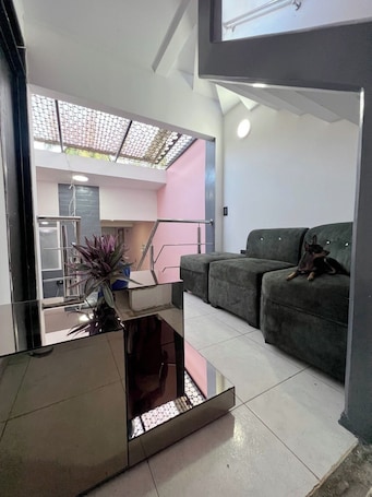 Interior. Total Confort y Tranquilidad! Apartamento Deluxe Donde Anita