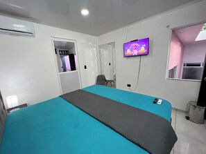 3 多间卧室、免费 WiFi、床单