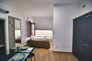 1 bedroom, free WiFi, bed sheets - Sanbenedetto Apartment (San Benedetto del Tronto)