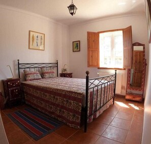 4 camere, Wi-Fi, lenzuola