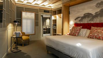 1 bedroom, minibar, in-room safe, desk