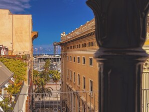 City view from property - Hotel La Pau  (Barcelona)