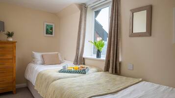 1 habitación, escritorio, tabla de planchar con plancha y wifi gratis