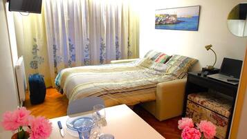 Fer et planche à repasser, Wi-Fi, draps fournis