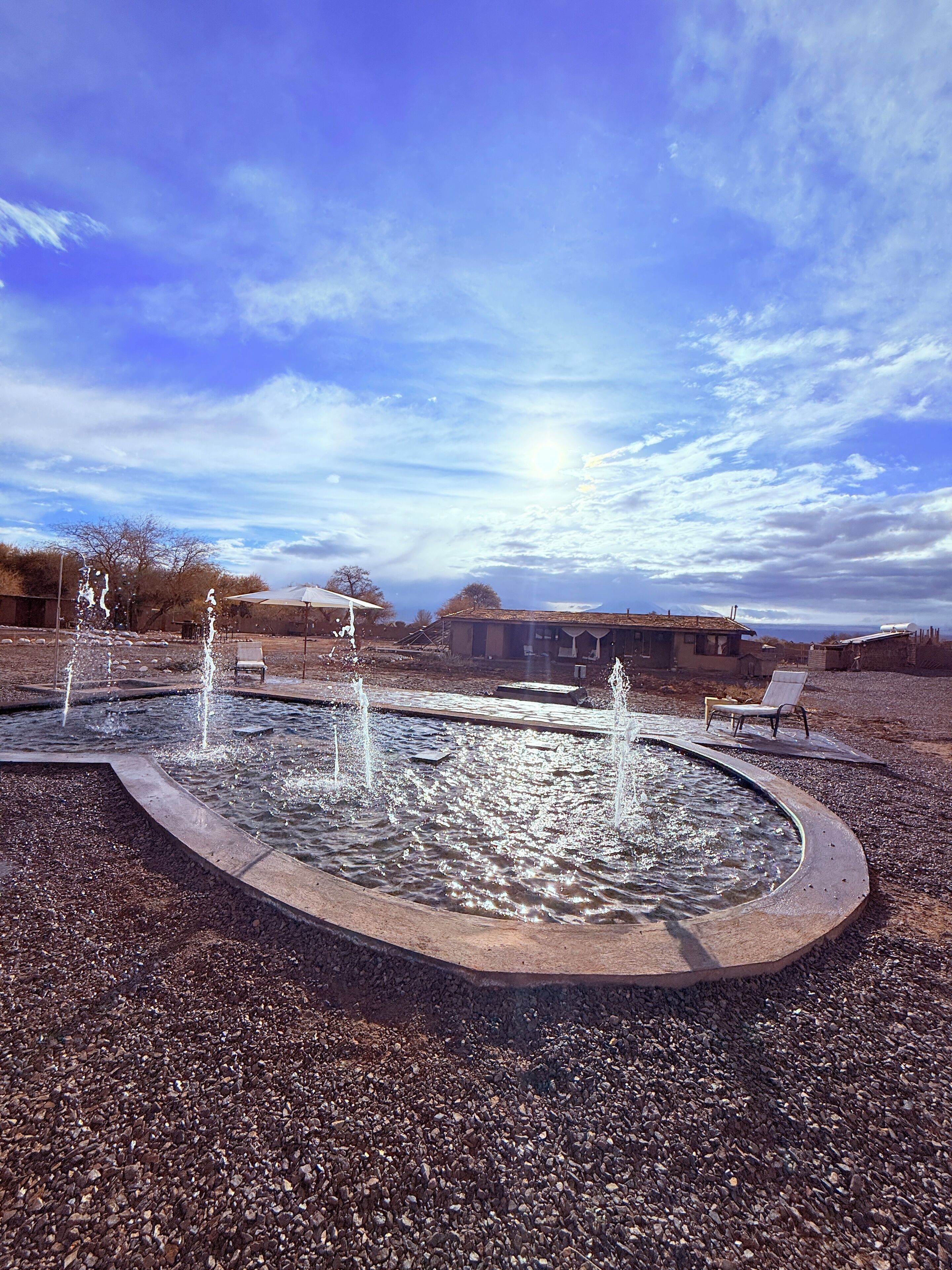 حمّام سباحة خارجي