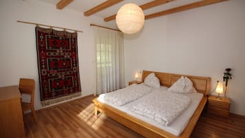 2 Schlafzimmer, Bügeleisen/Bügelbrett, Reisekinderbett, kostenloses WLAN