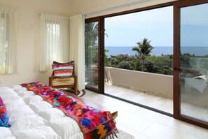 8 bedrooms, in-room safe, free WiFi, bed sheets