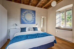 7 soveværelser, strygejern/strygebræt, Wi-Fi, sengetøj